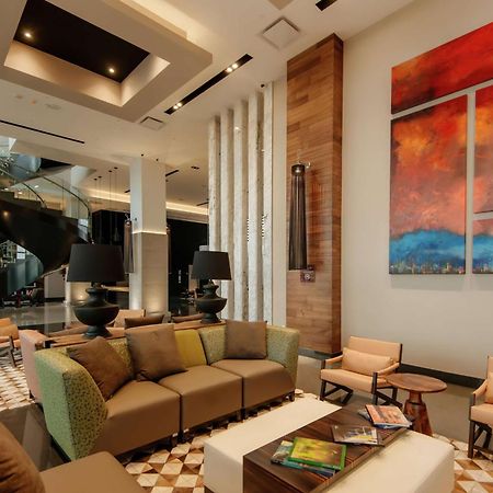 Hilton Garden Inn Puebla Angelopolis Extérieur photo